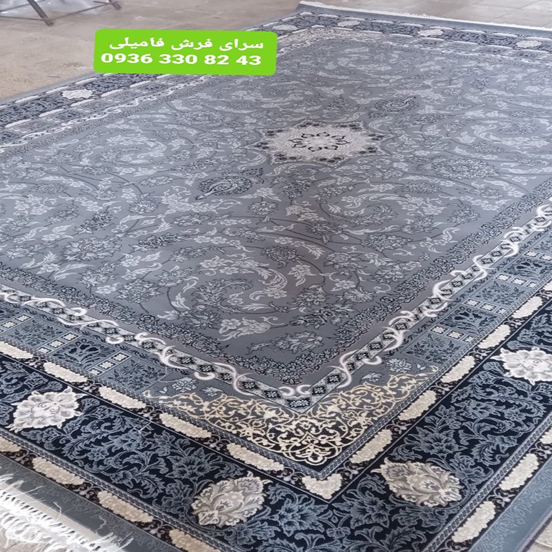 فرش ماشینی مدل دایان رنگ دودی اصل 700شانه تراکم2550 نخ اکریلیک12متری