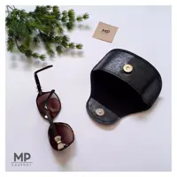 کیف عینک چرم اصل دستدوز مناسب با لایه داخلی مخملی و ایستایی بالا