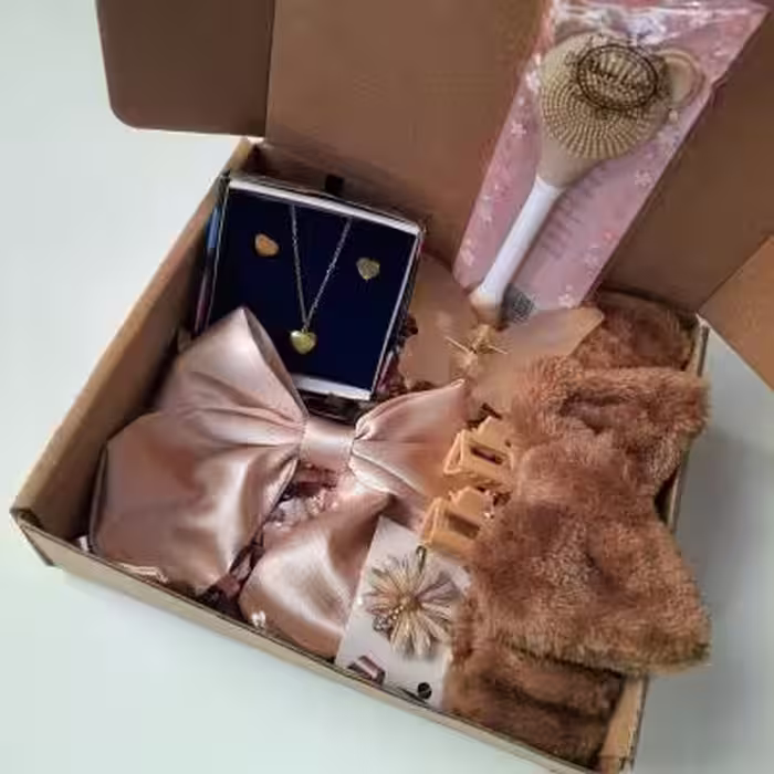 پک هدیه نود رنگ مون