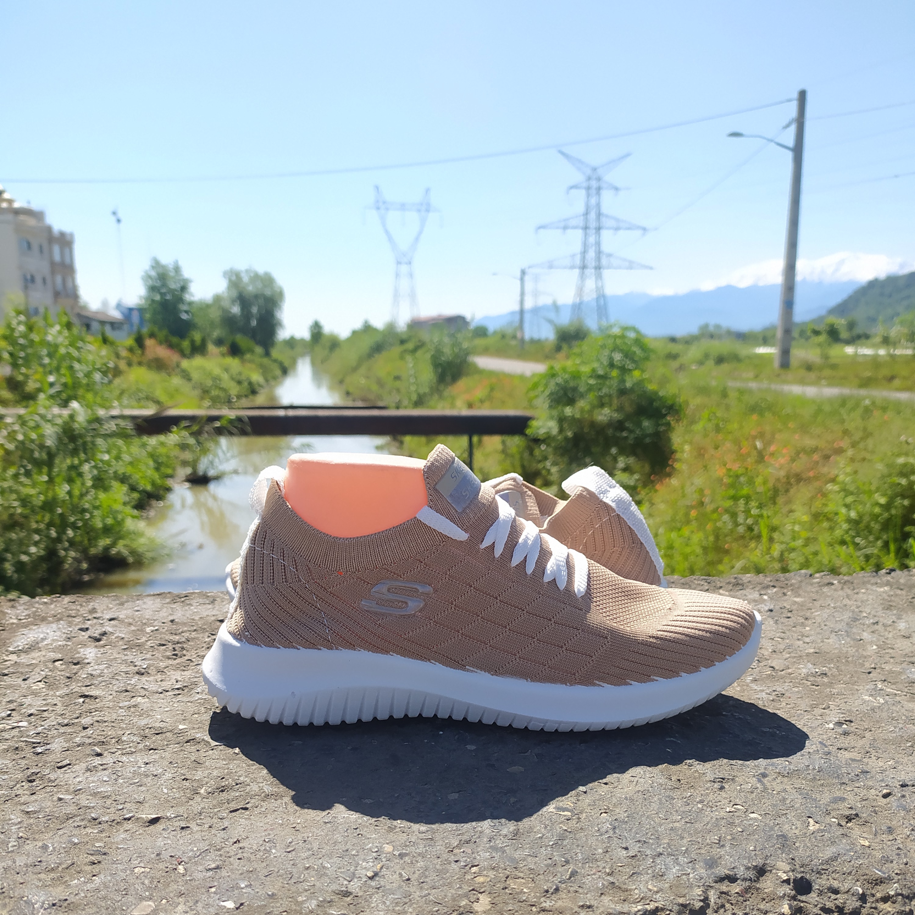 کتانی تابستانه اسکیچرز رویه بافت درجه یک زیره پیو تزریق مستقیم کفی طبی فوق العاده سبک و خنک 37