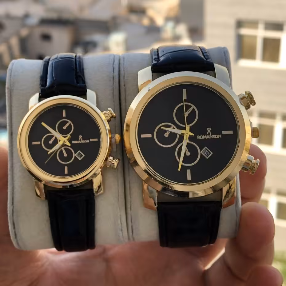 ست ساعت زنانه و مردانه بند چرم مشکی قاب طلایی رومانسون
