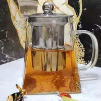 قوری پیرکس مربع متوسط خارجی دارای صافی تهیه شده از بهترین مواداولیه 