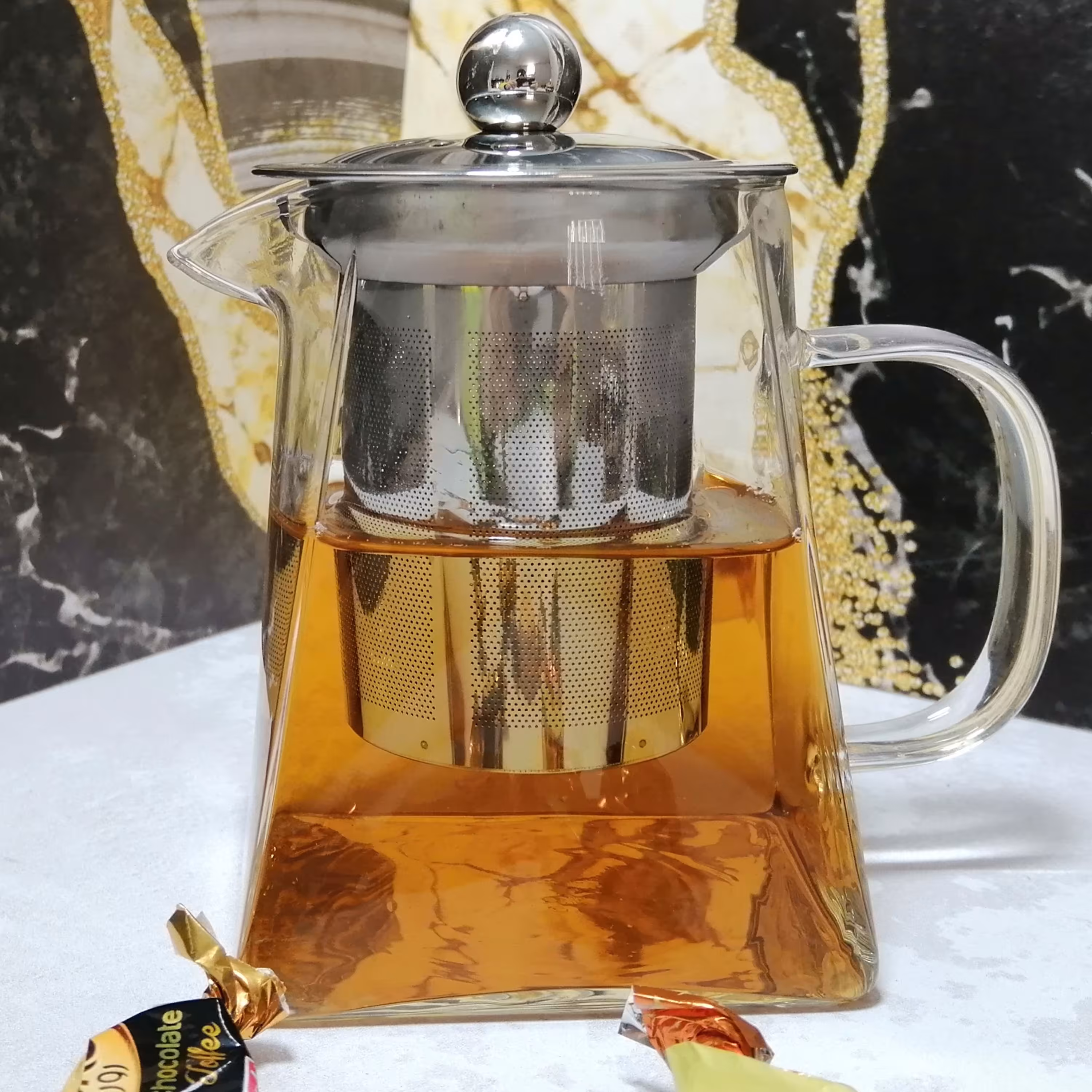 قوری پیرکس مربع متوسط خارجی دارای صافی تهیه شده از بهترین مواداولیه 