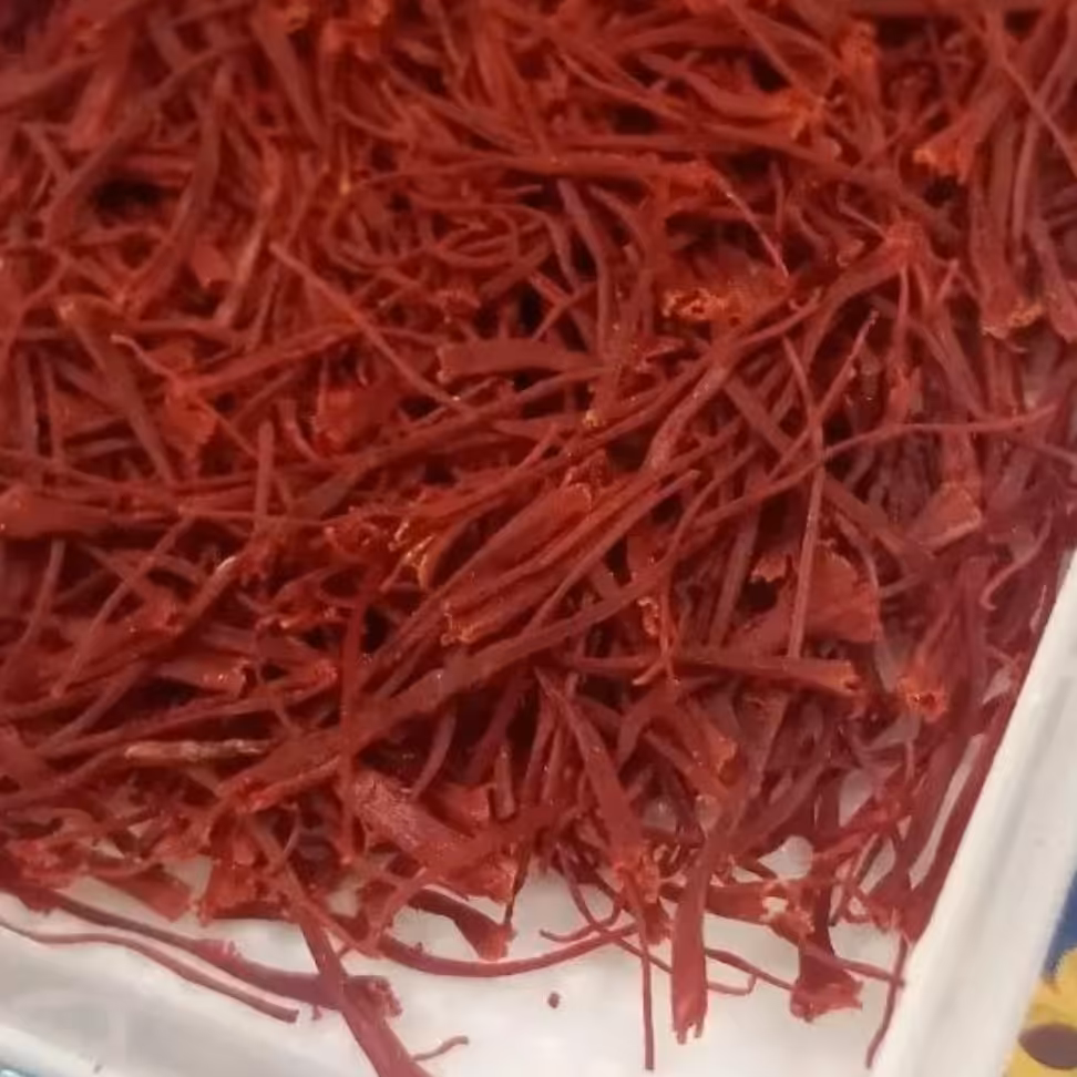 پک یک عدد زعفران یک گرمی نگین اصل+یک عدد عصاره زعفران