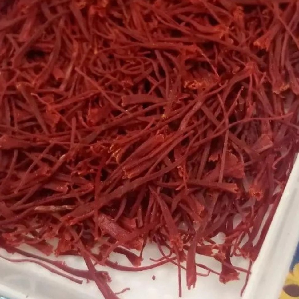 پک یک عدد زعفران یک گرمی نگین اصل+یک عدد عصاره زعفران