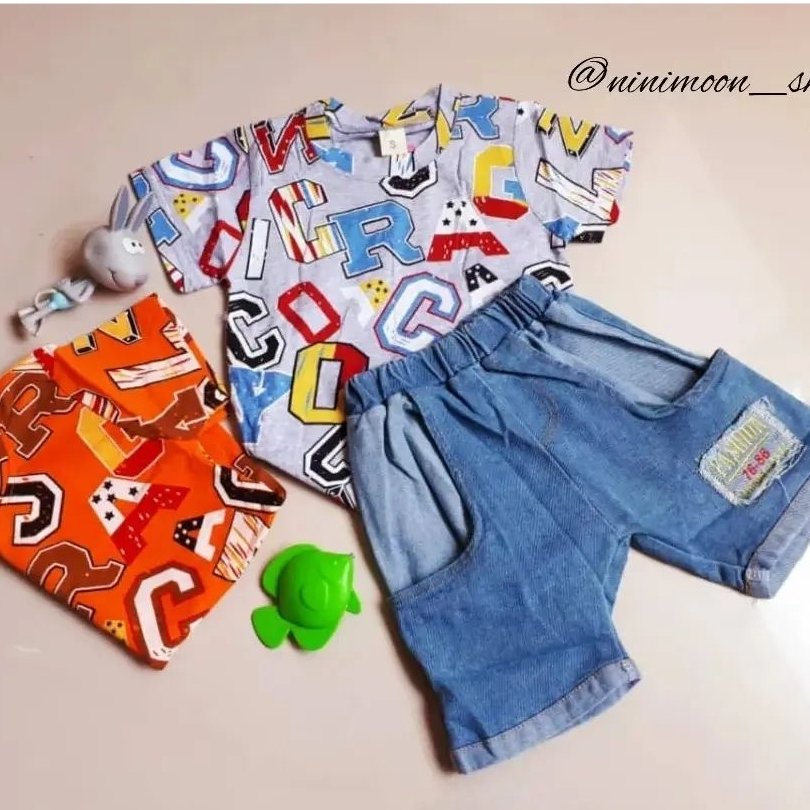 تیشرت شلوارک پسرانه حروف  سایز 1تا 3سال وارداتی    سایز sو Mرنگ طوسی و نارنجی