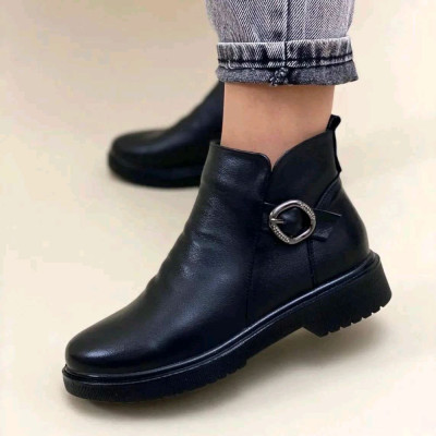 نیم بوت بغل سگک