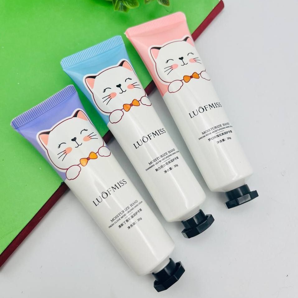 کرم مرطوب کننده لافمیس 