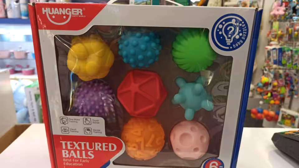 توپ 8 عددی جدید سیلیکونی نرم ضد حساسیت  دندان‌گیر دار جدید   HUANGER