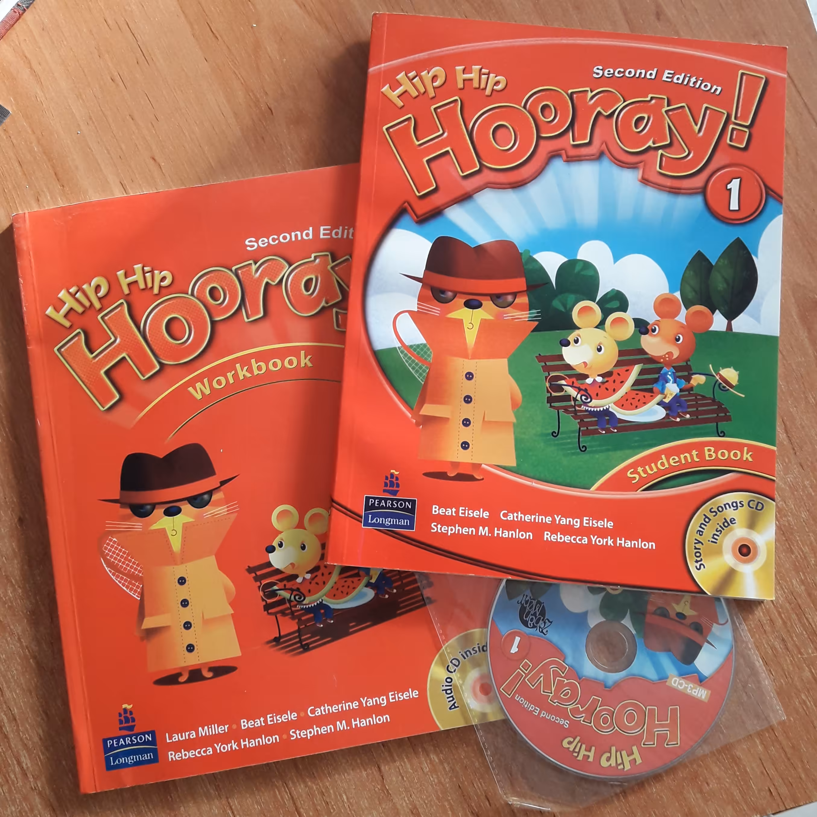 کتاب زبان هیپ هیپ Hip Hip Hooray 1 به همراه کتاب کار 