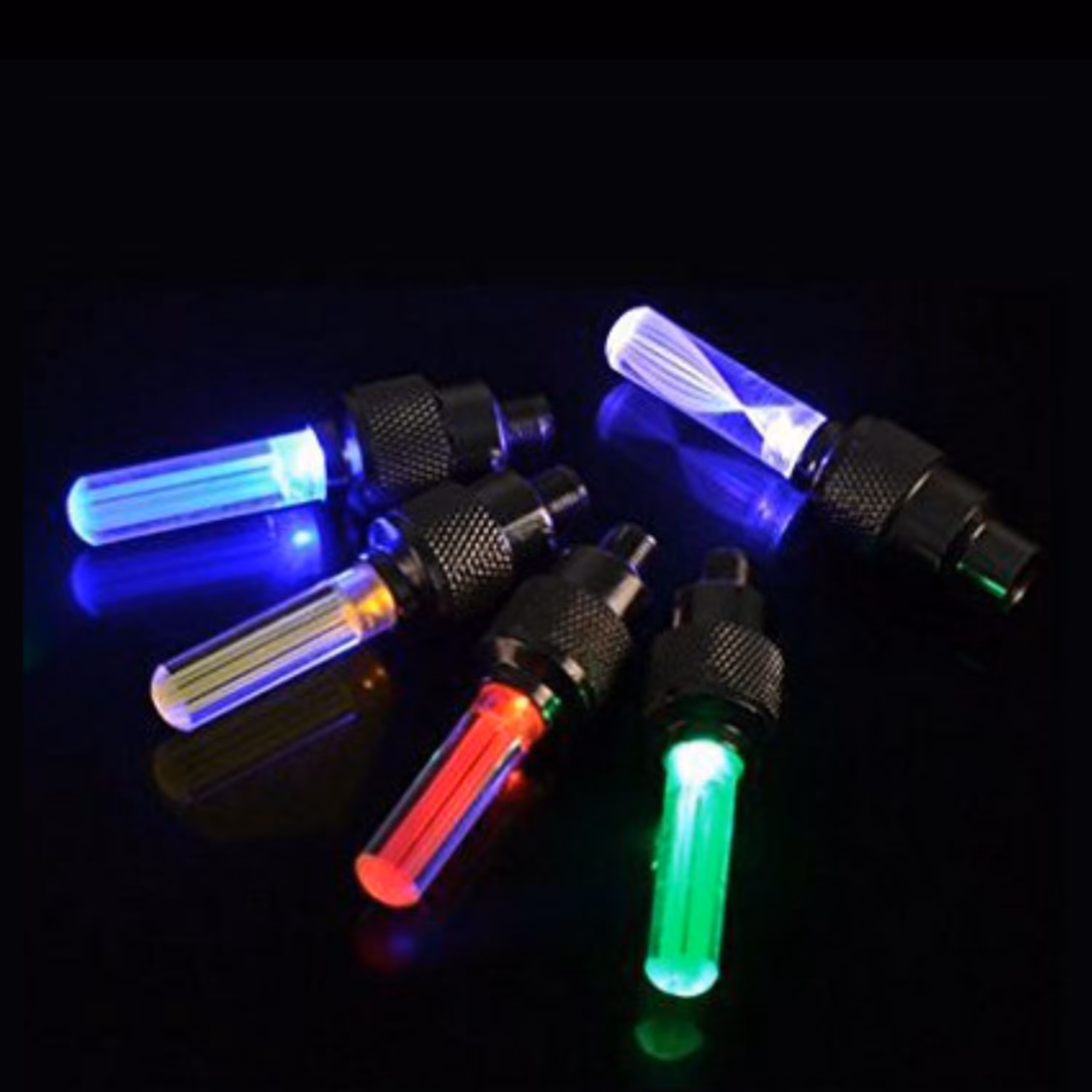 چراغ شب .والف  انواع چرخ  خودرو . موتور و دوچرخه(برروی والف پیچ میشود)