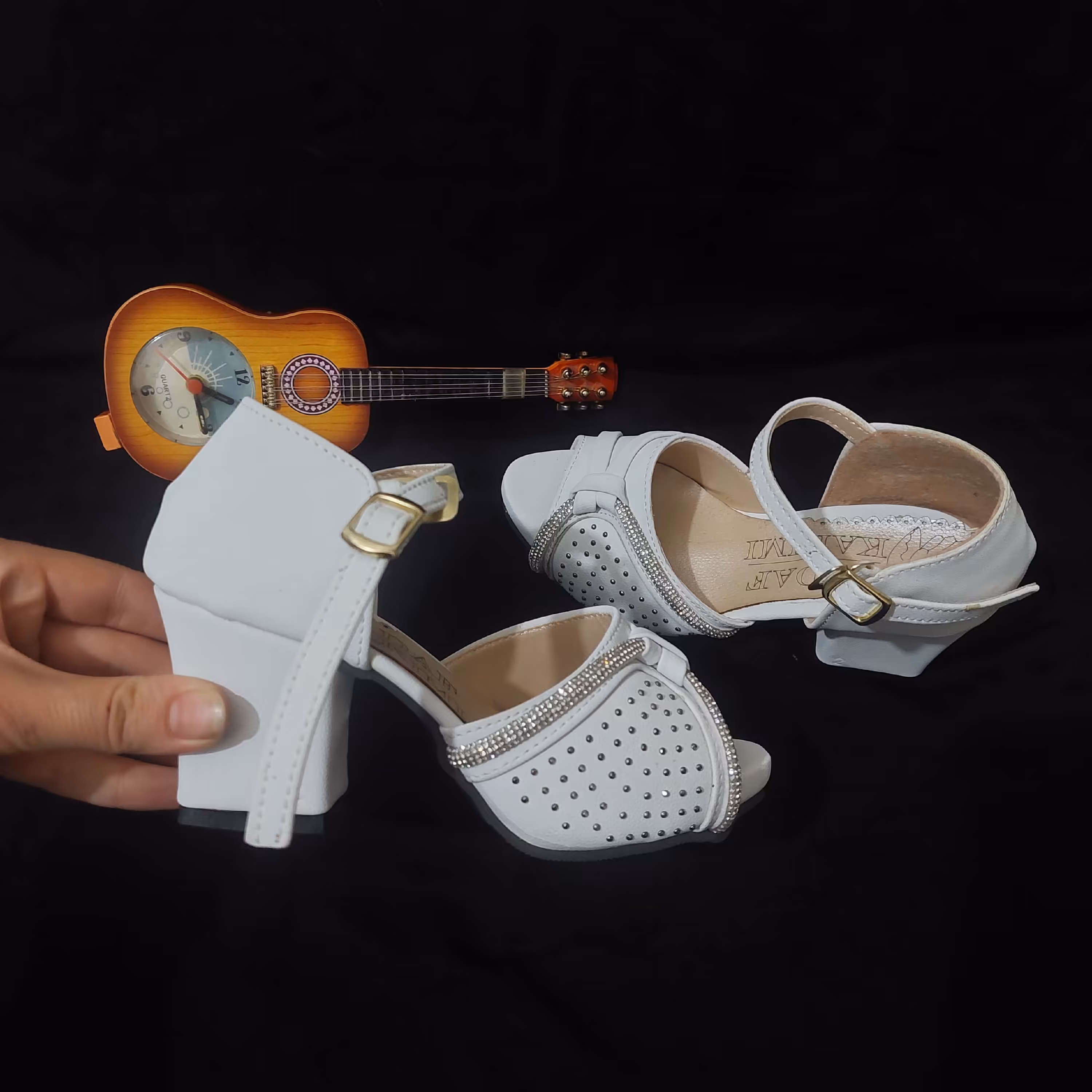 کفش رسمی و مجلسی دخترانه