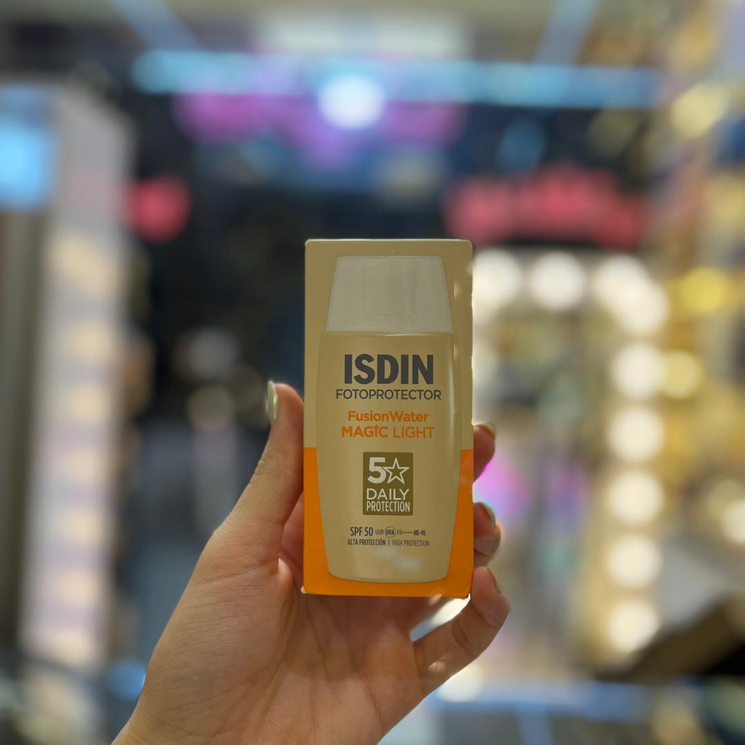 ضد آفتاب رنگی ایزدین مدل Fusion Water
