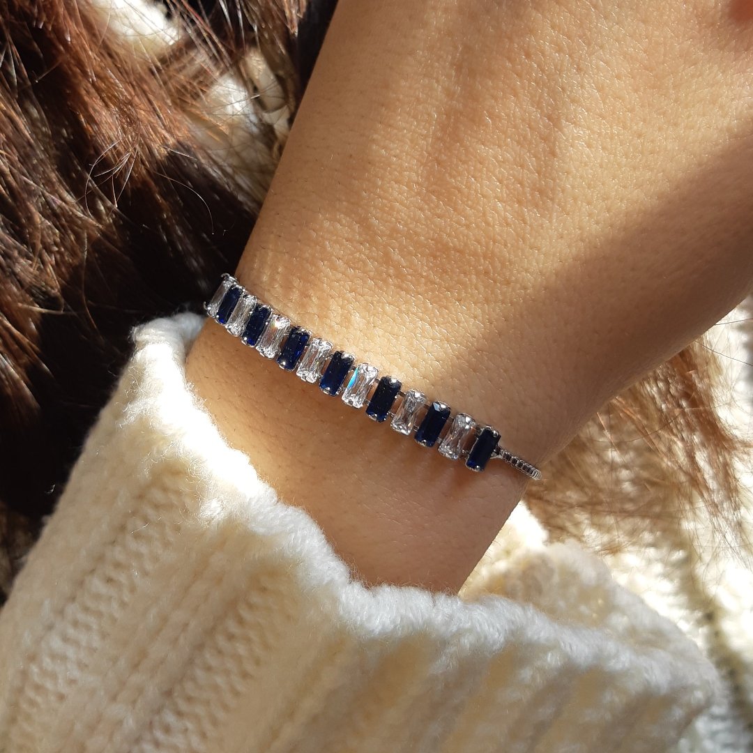 دستبند نگین دار