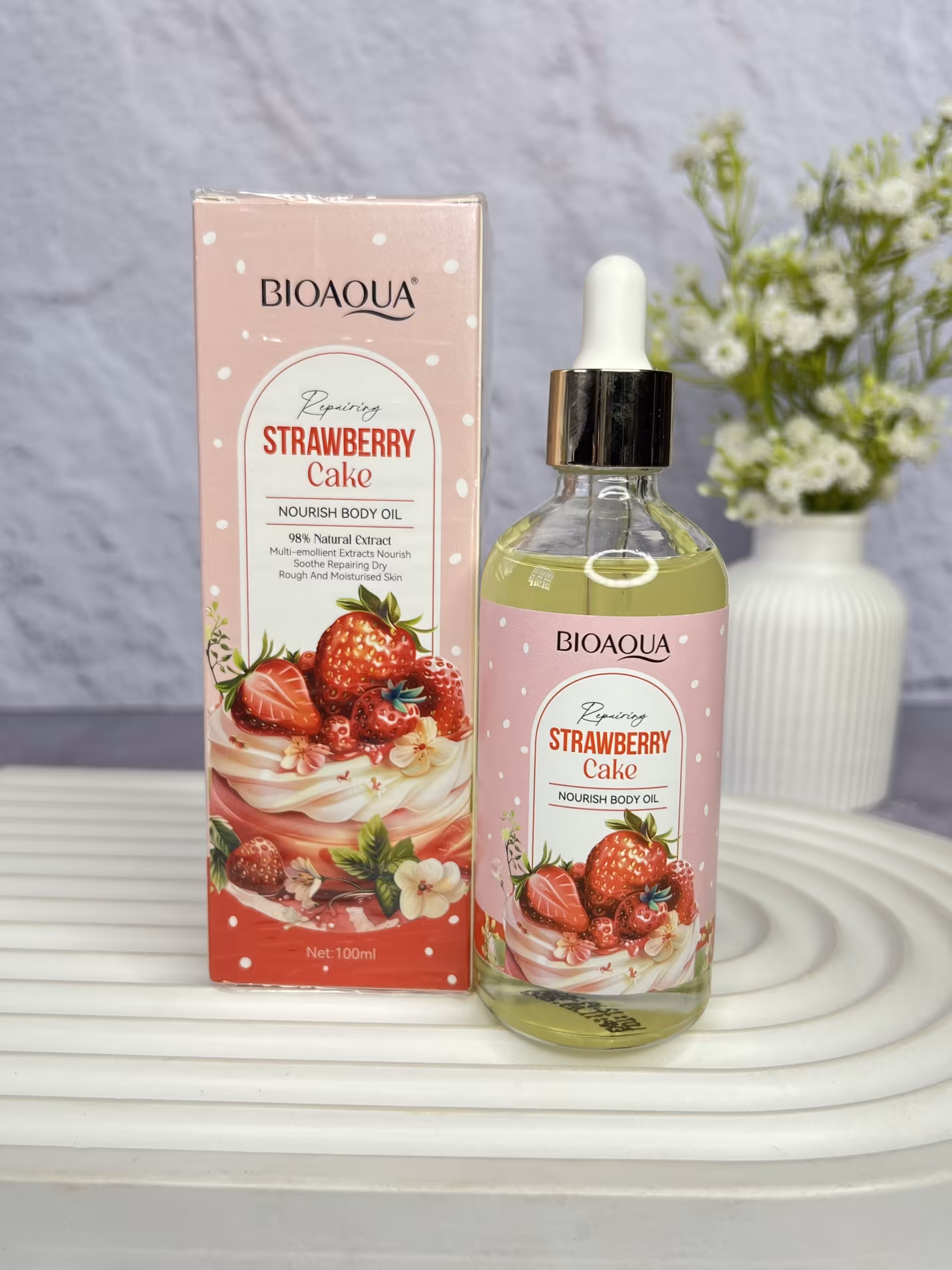روغن بدن توت فرنگی بیواکوا