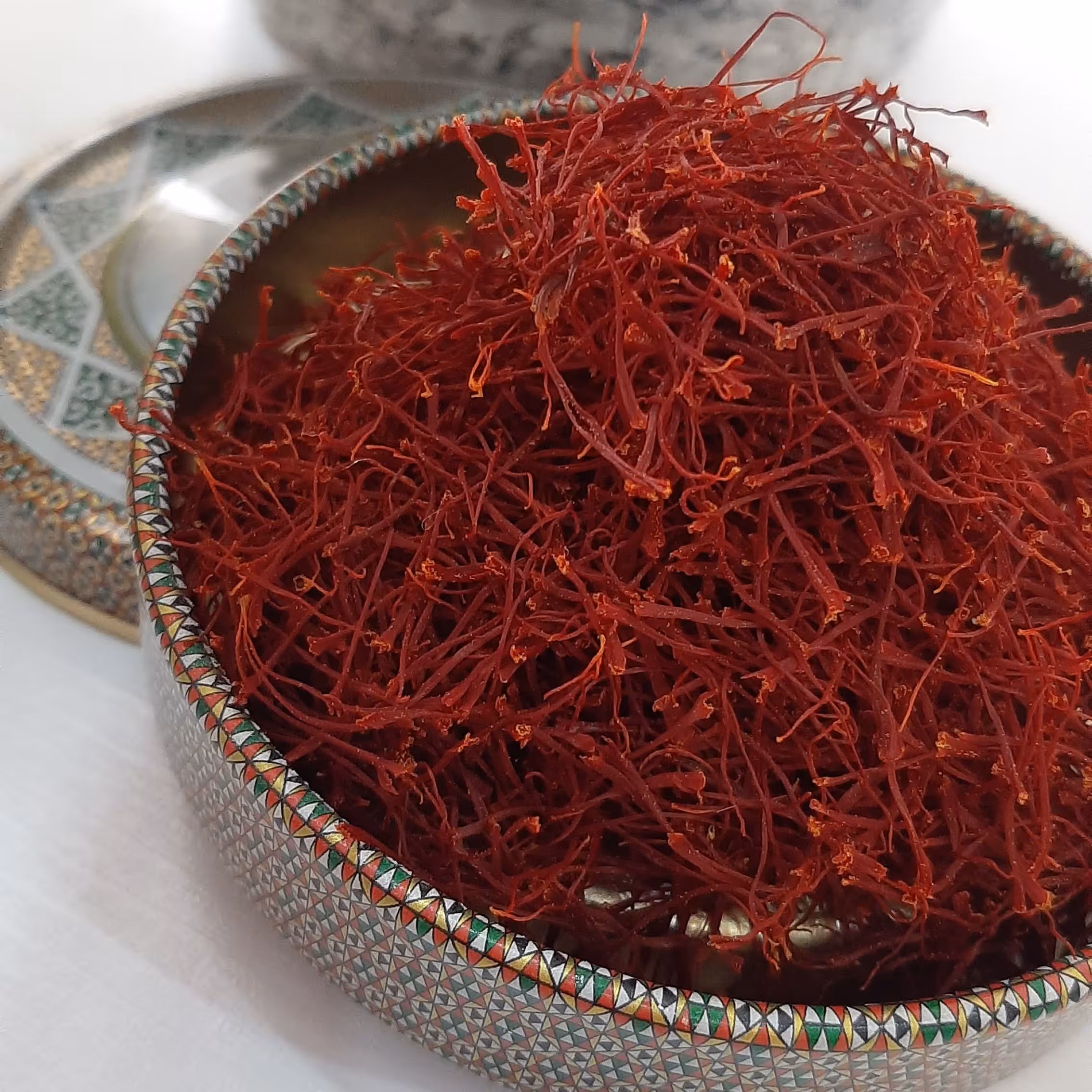 زعفران نگین اصل قائنات 4گرمی خوش عطر