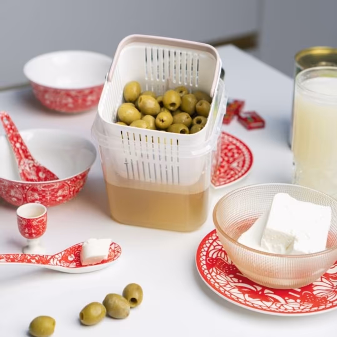 ظرف نگهدارنده ترشیجات و لبنیات مانیا سایز یک ظرفیت 1.125 لیتر ظرف آبکش دار مگامگنت