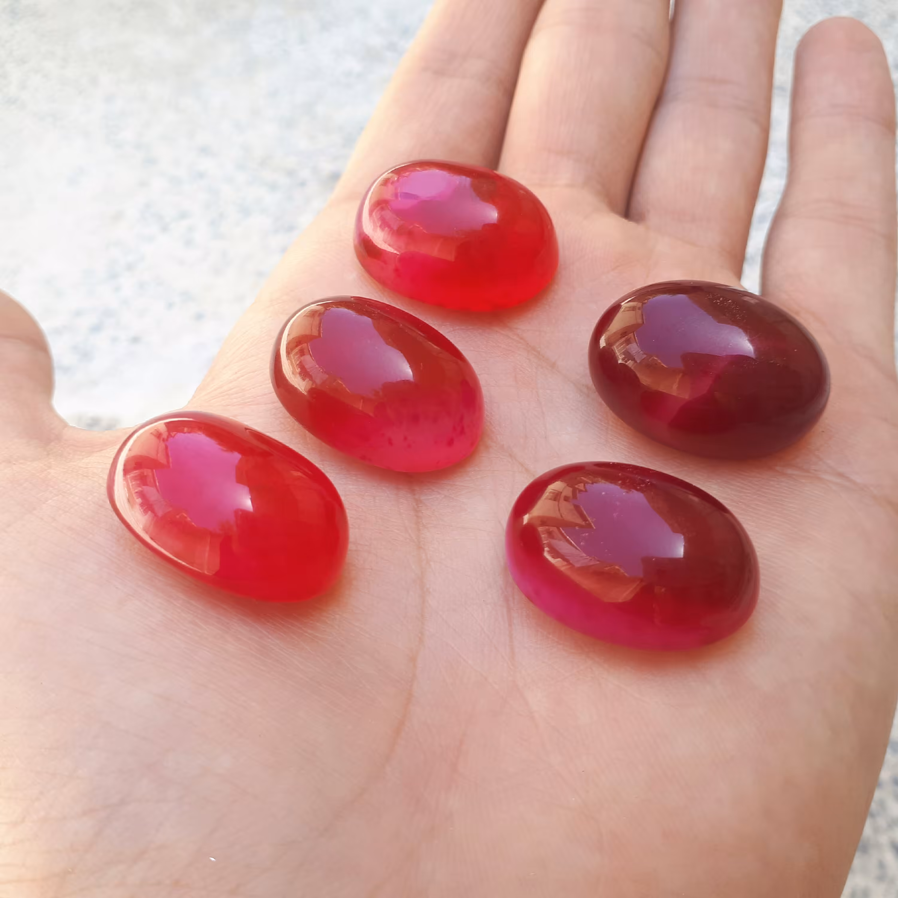 سنگ عقیق سرخ درشت