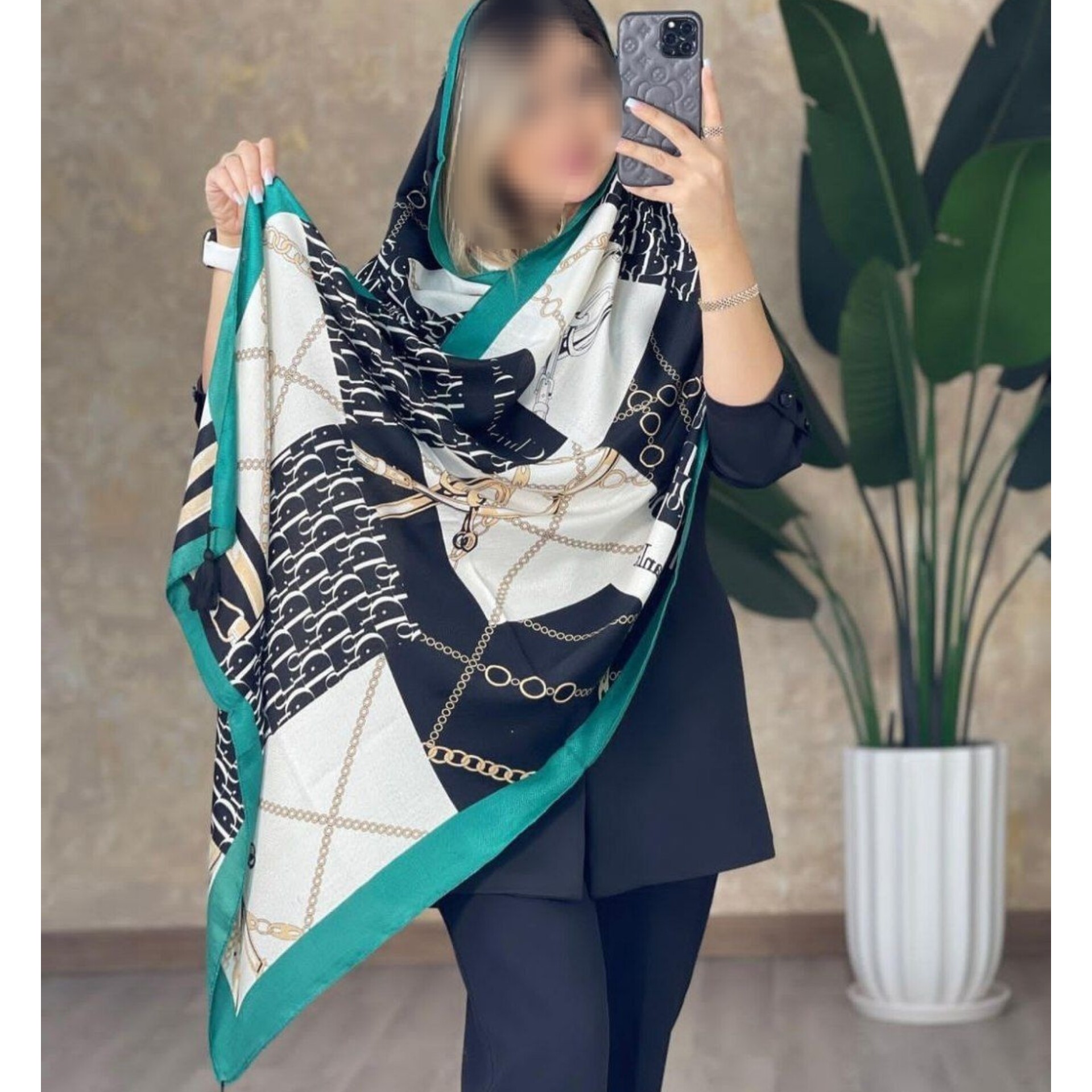 شال نخی طرحدار