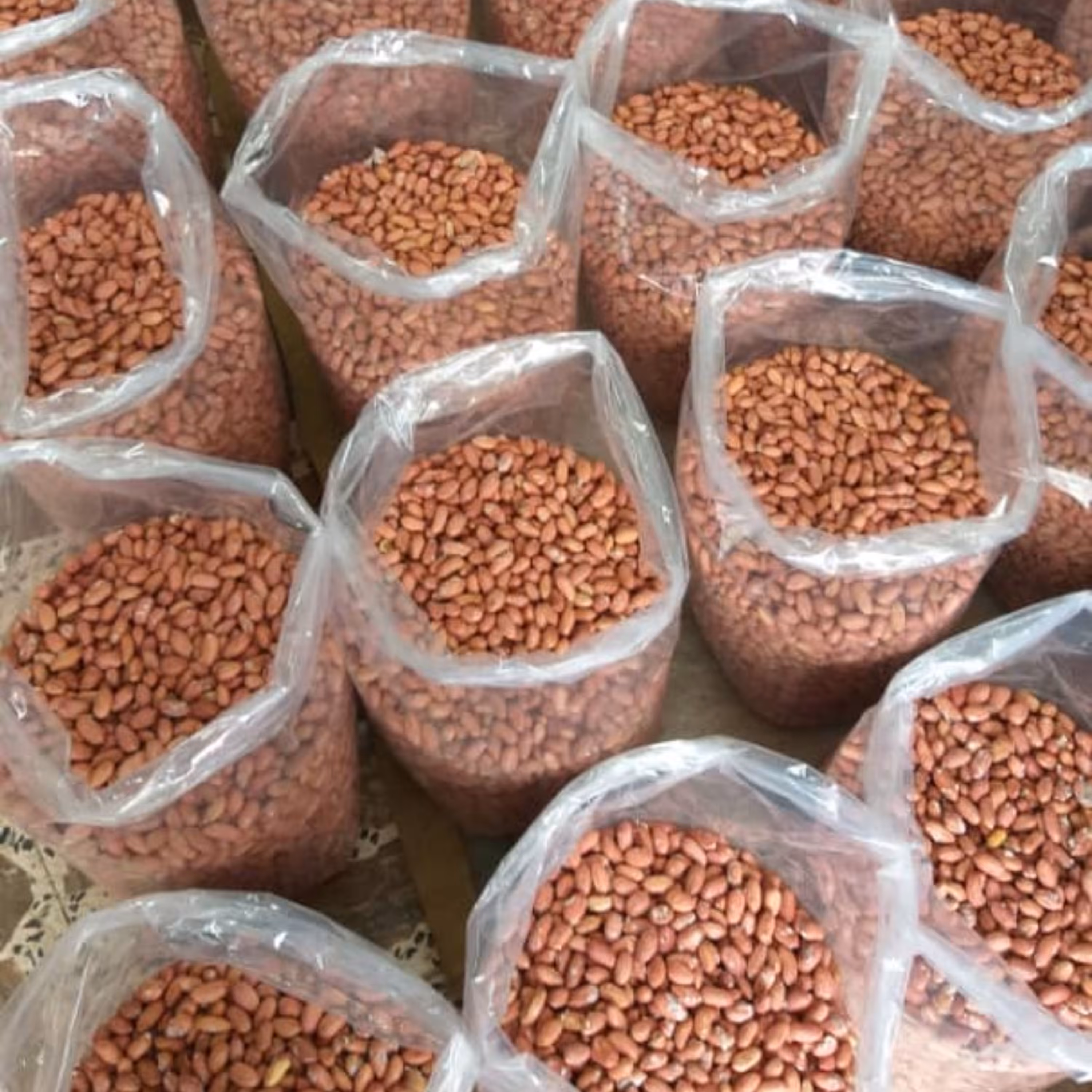 بادام زمینی سفارشی ارسال رایگان آستانه اشرفیه