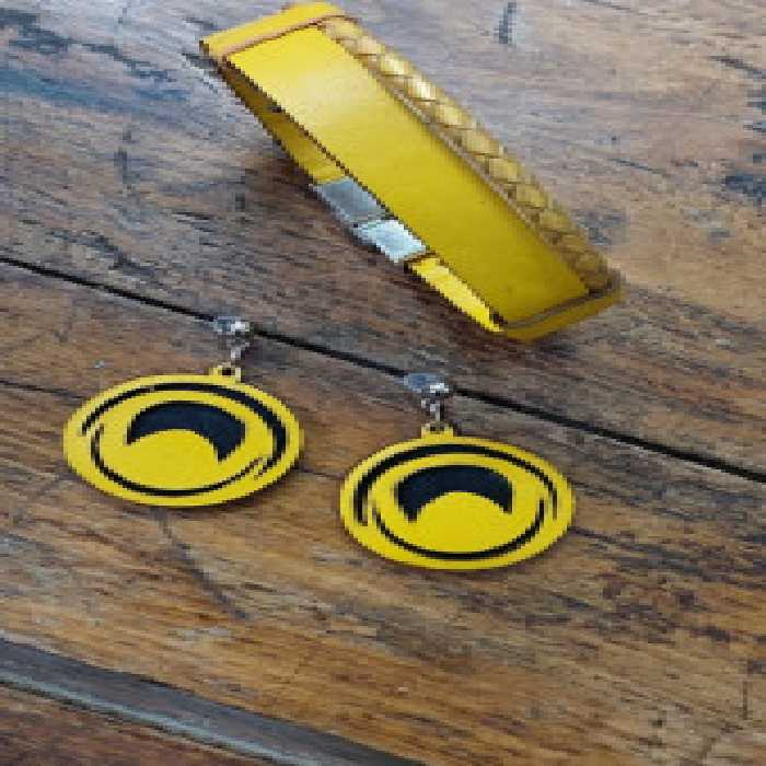 ست دستبند و گوشواره چرمی