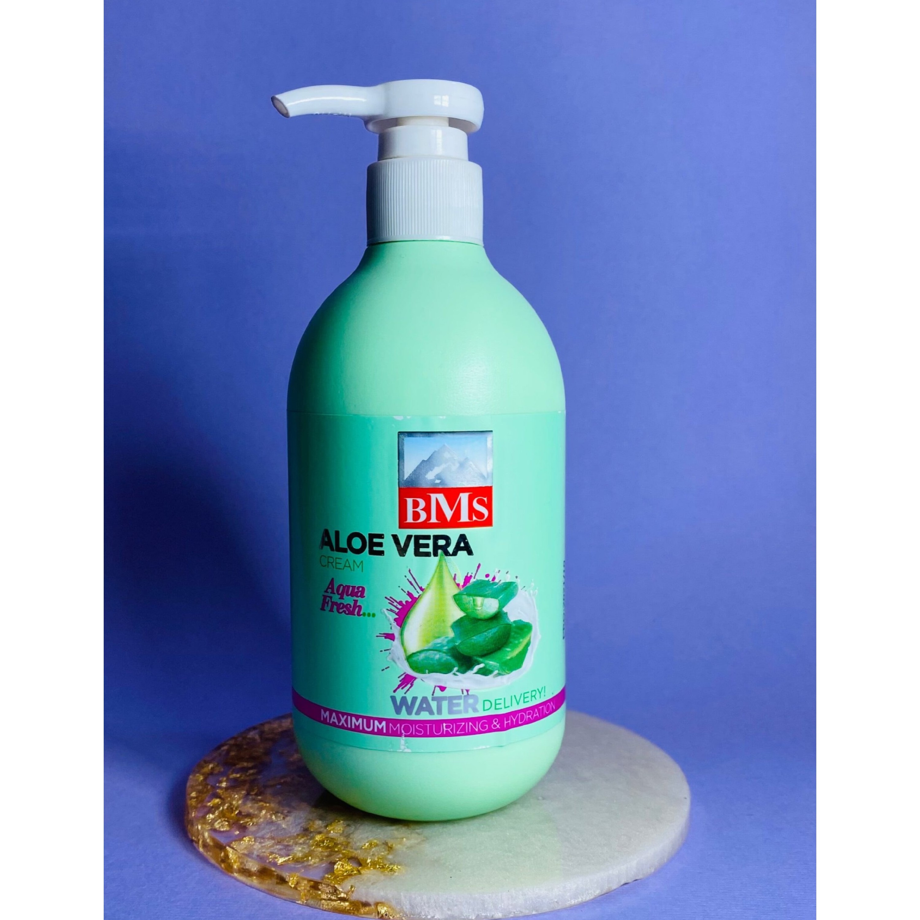 کرم مرطوب کننده و آبرسان آلوئه ورا بی ام اس حجم 300 میلی لیتر  کرم پمپی  بی ام اس    کرم نرم کننده بی ام اس   کرم بی ام 