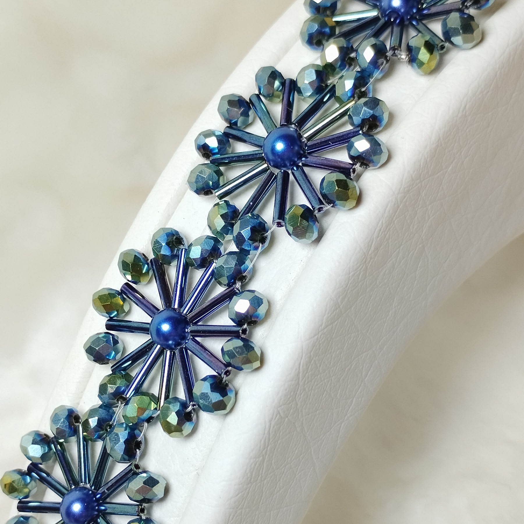 دستبند مرواریدی و ملیله کد 12