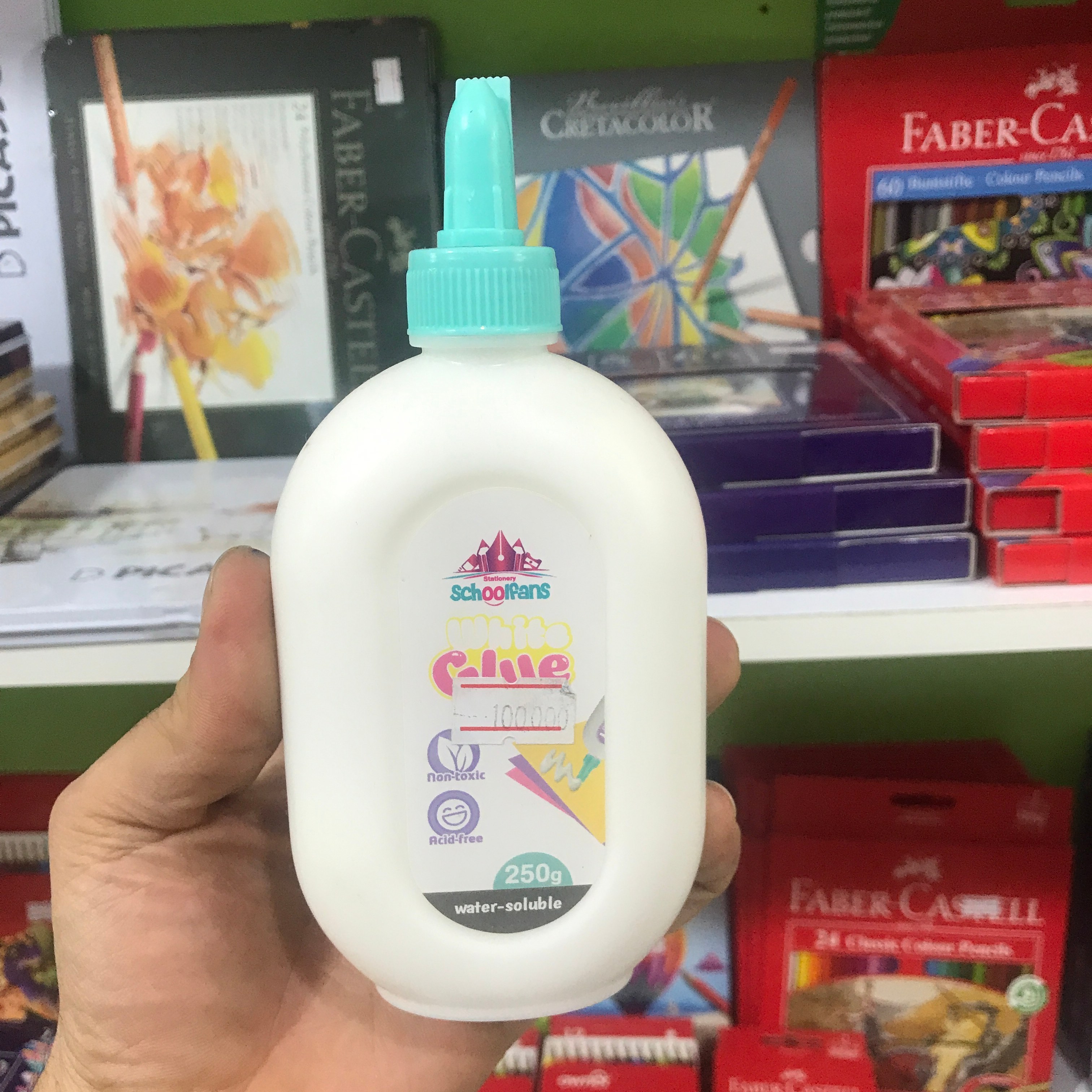 چسب مایع سفید