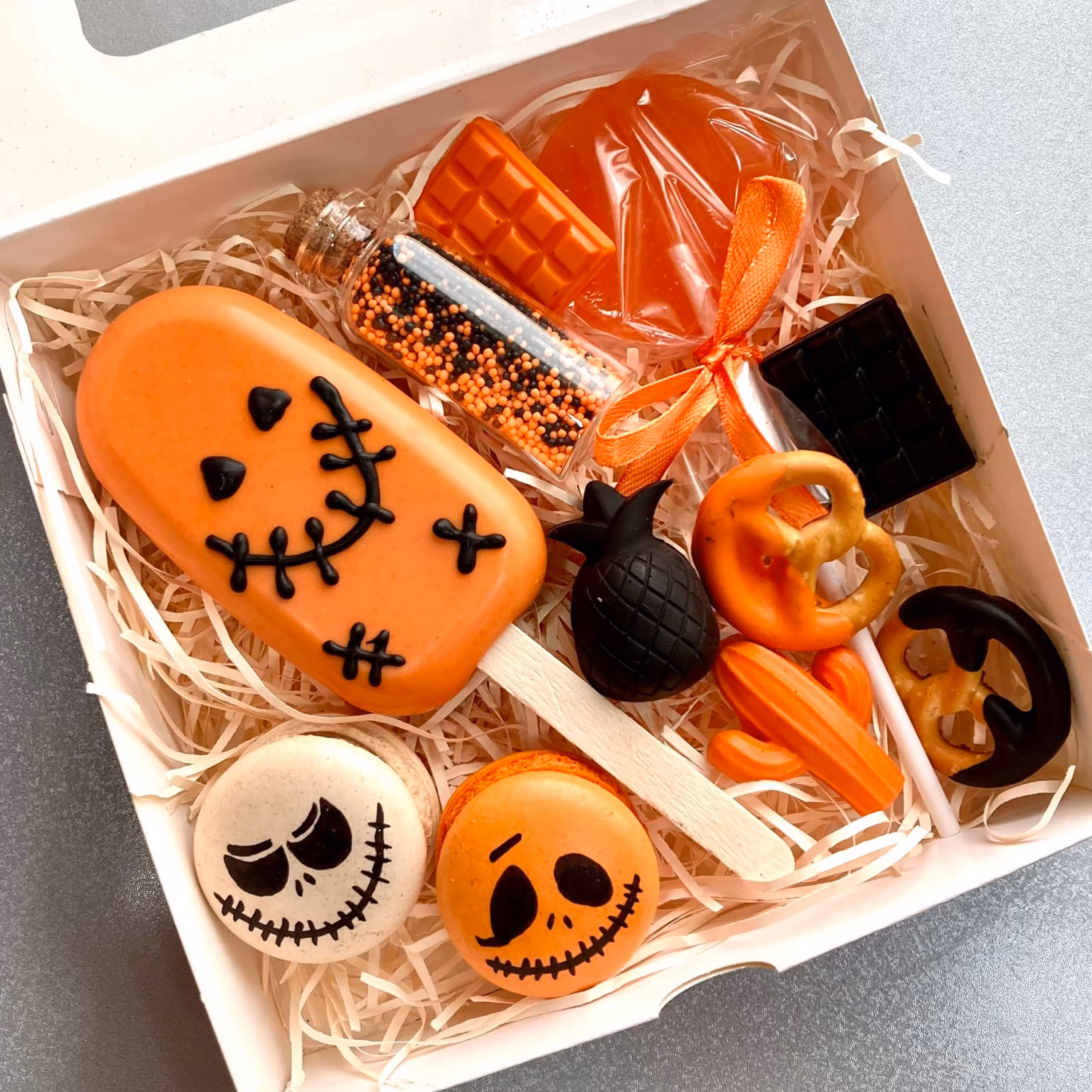 مینی باکس شکلاتی  هالووین مخصوص هدیه با قیمت اقتصادی 