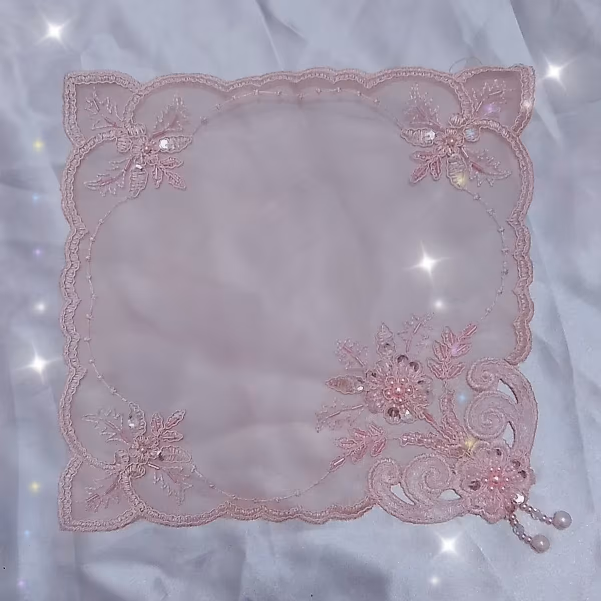 رومیز عسلی دانتل صورتی