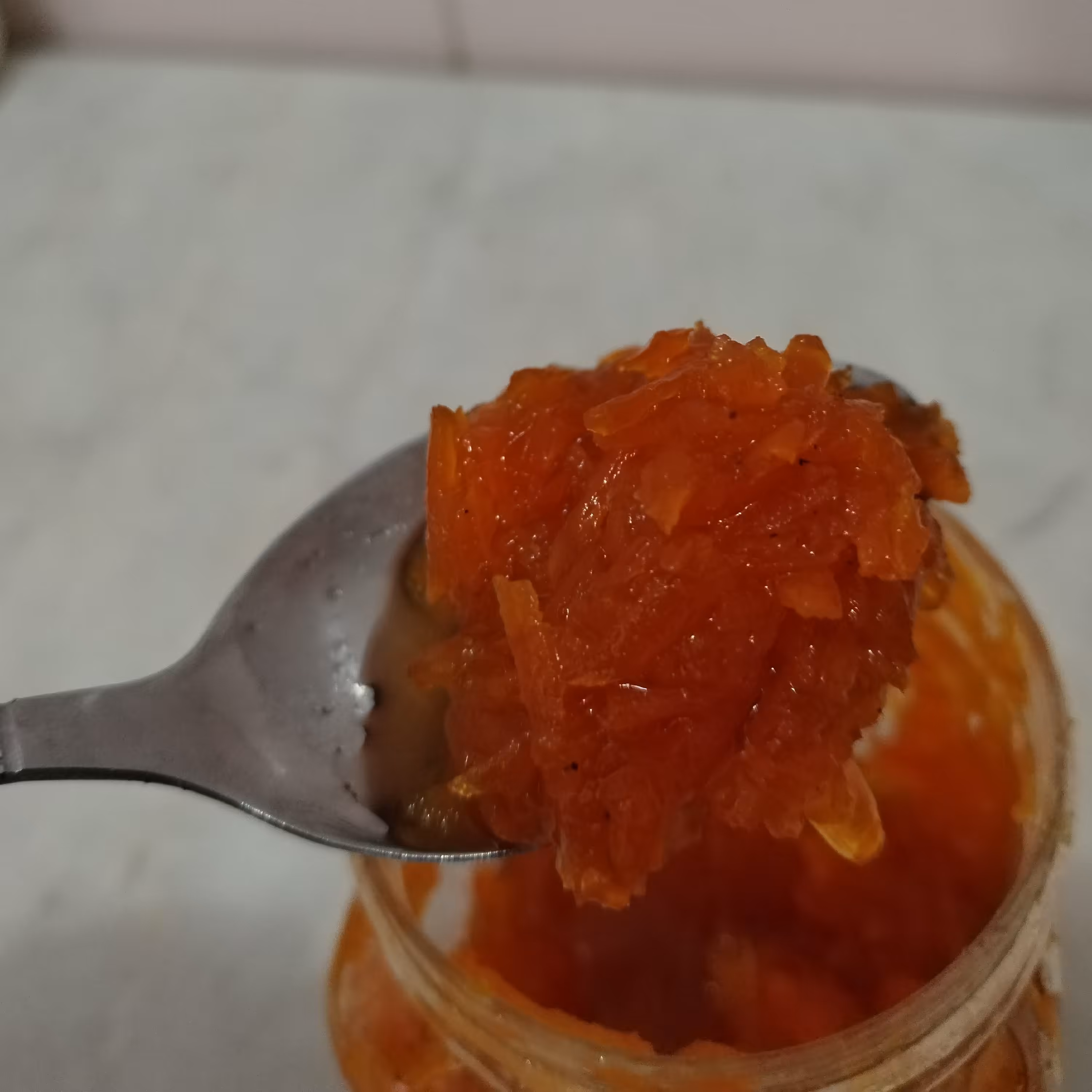 مرباهویج زعفرانی  دربسته بندی نیم کیلویی  کاملابهداشتی وخانگی بدون موادافزودنی وکاملاطبیعی