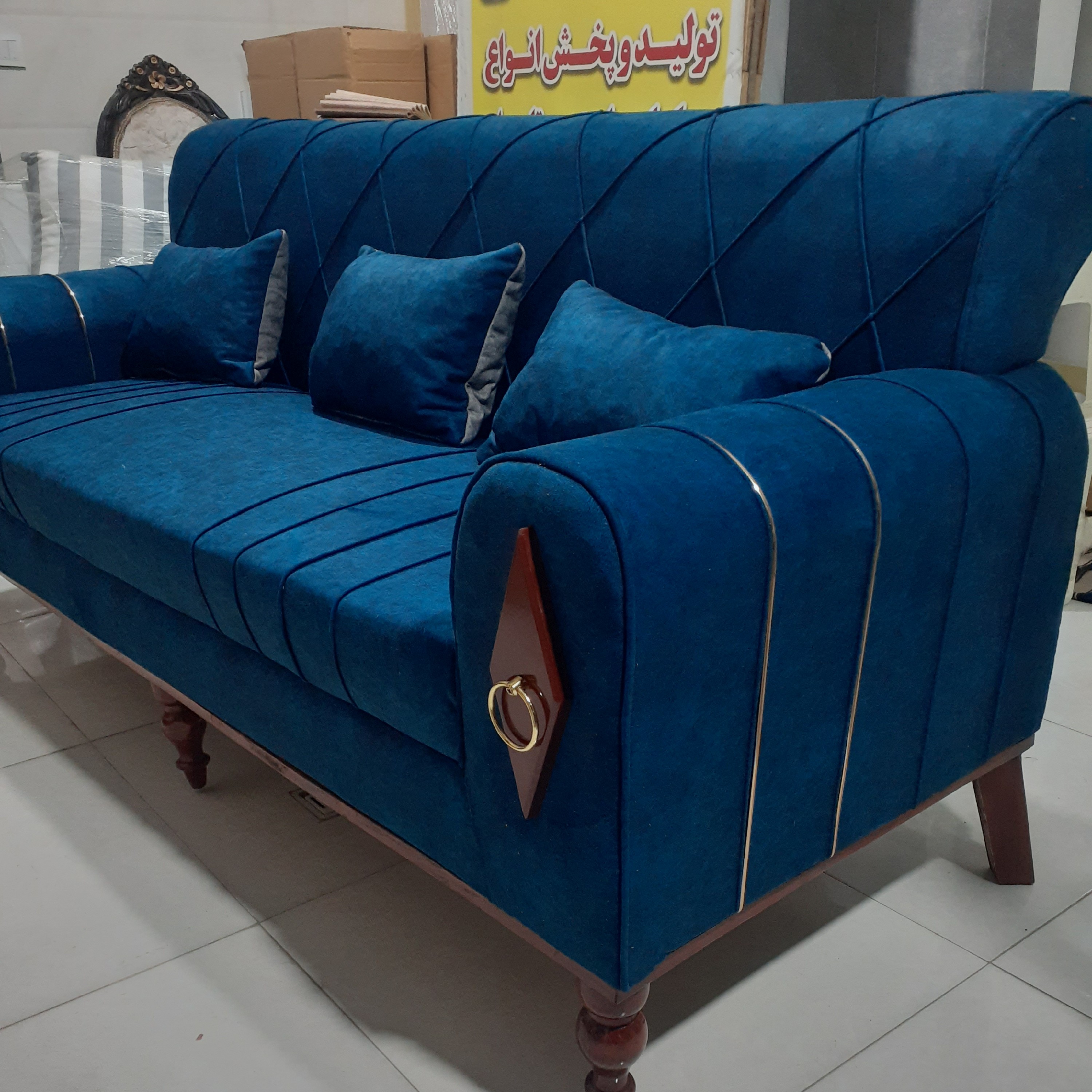 تولیدی و پخش مبلمان راحتی مبل پرفروش شیک و زیبا با انواع رنگ و طرح