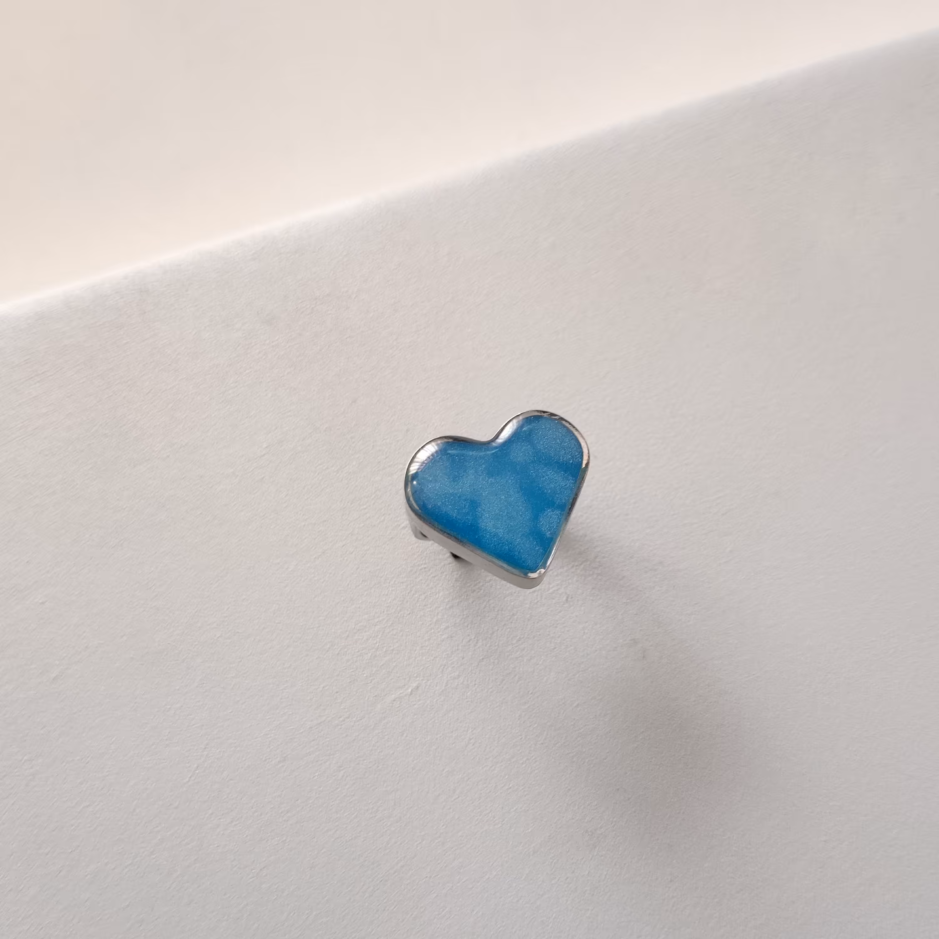 انگشتر قلب آبی فیروزه ای شبتاب