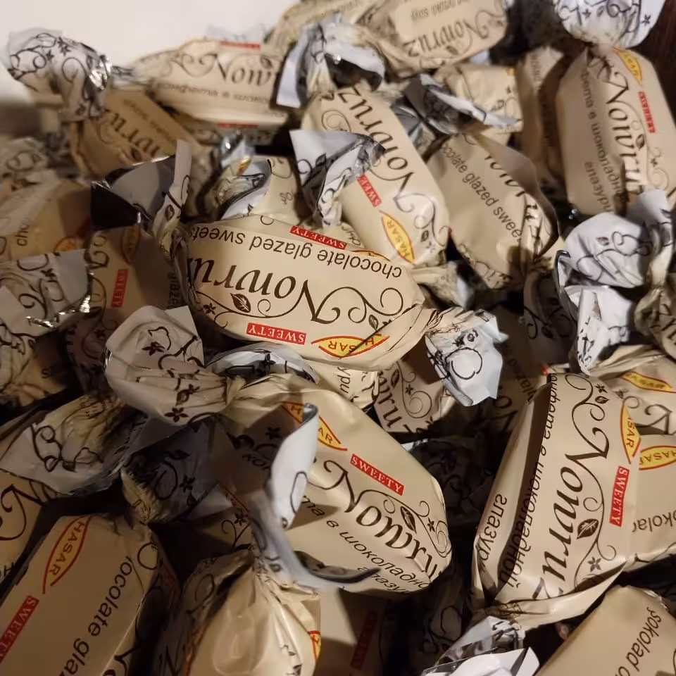 شکلات نوروز 250 گرمی