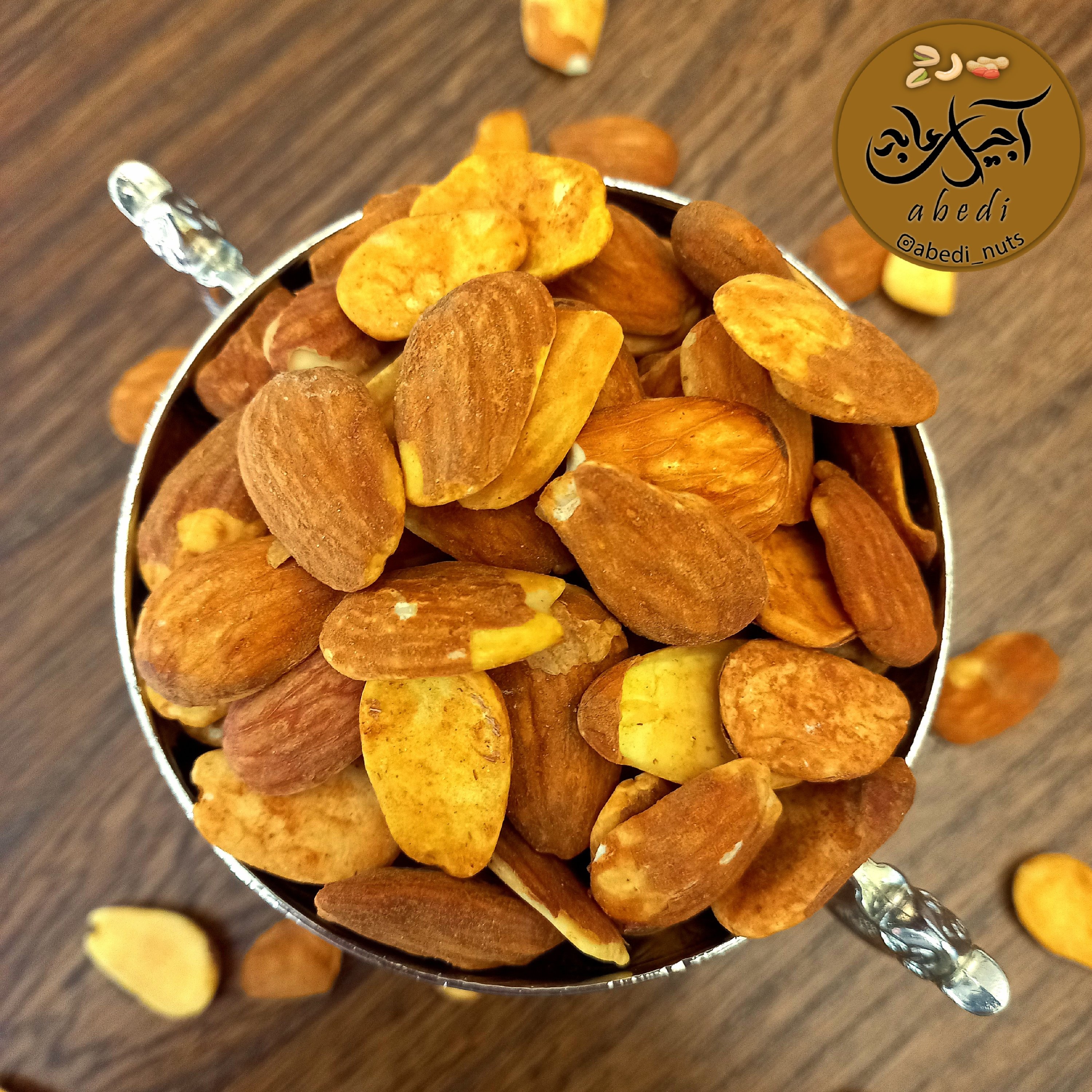 مغز بادام درختی شور شکسته زعفرانی ایرانی اعلاء(500گرمی) پس کرایه