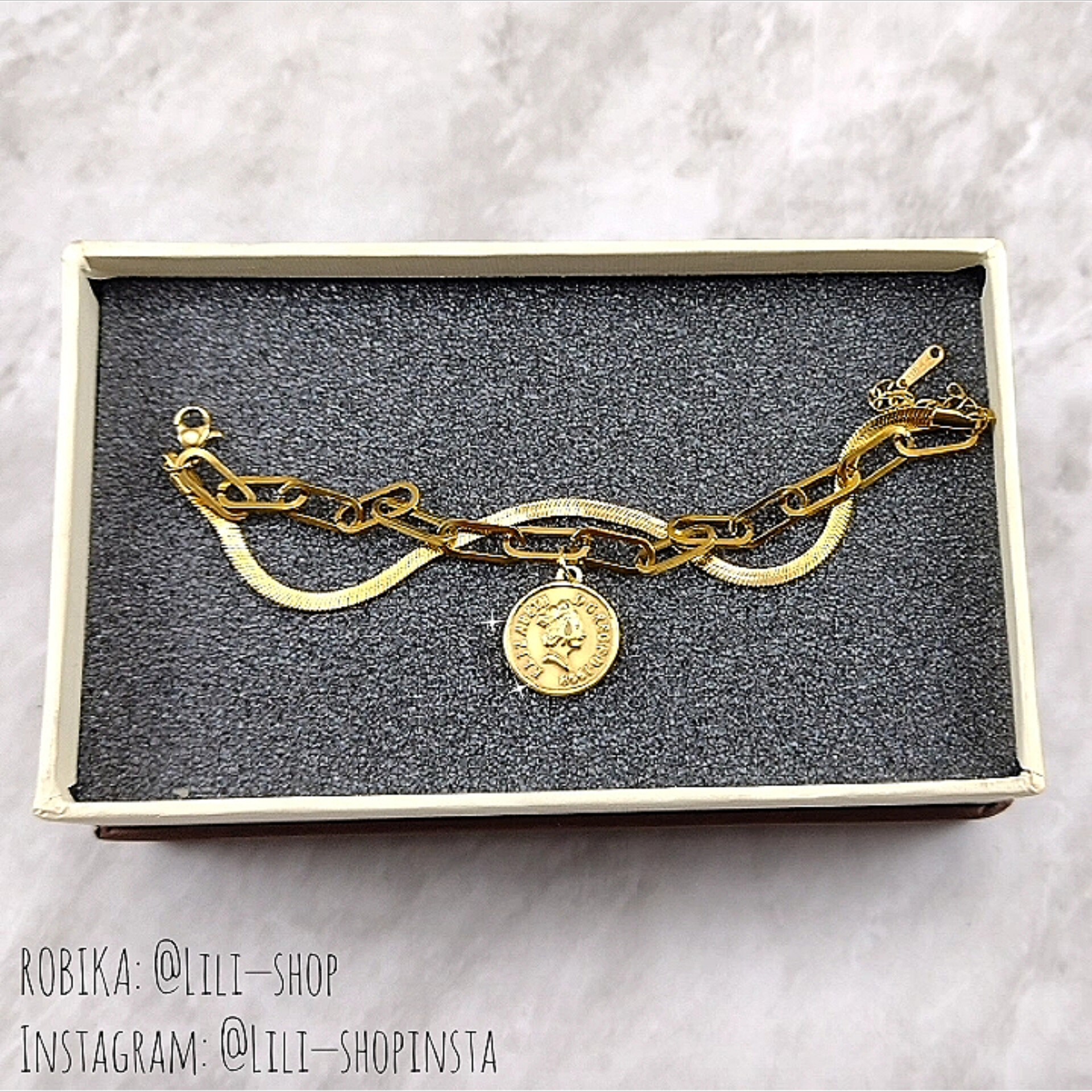 دستبند دو لاین سکه الیزابتی طلایی(رنگ ثابت)