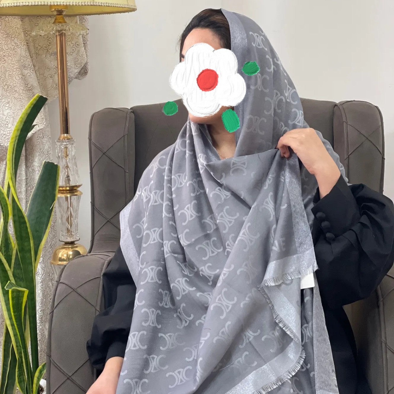 شال ویسکوز ابریشم بسیار باکیفیت عالی اصلا لیز نیست چروک نمیشه