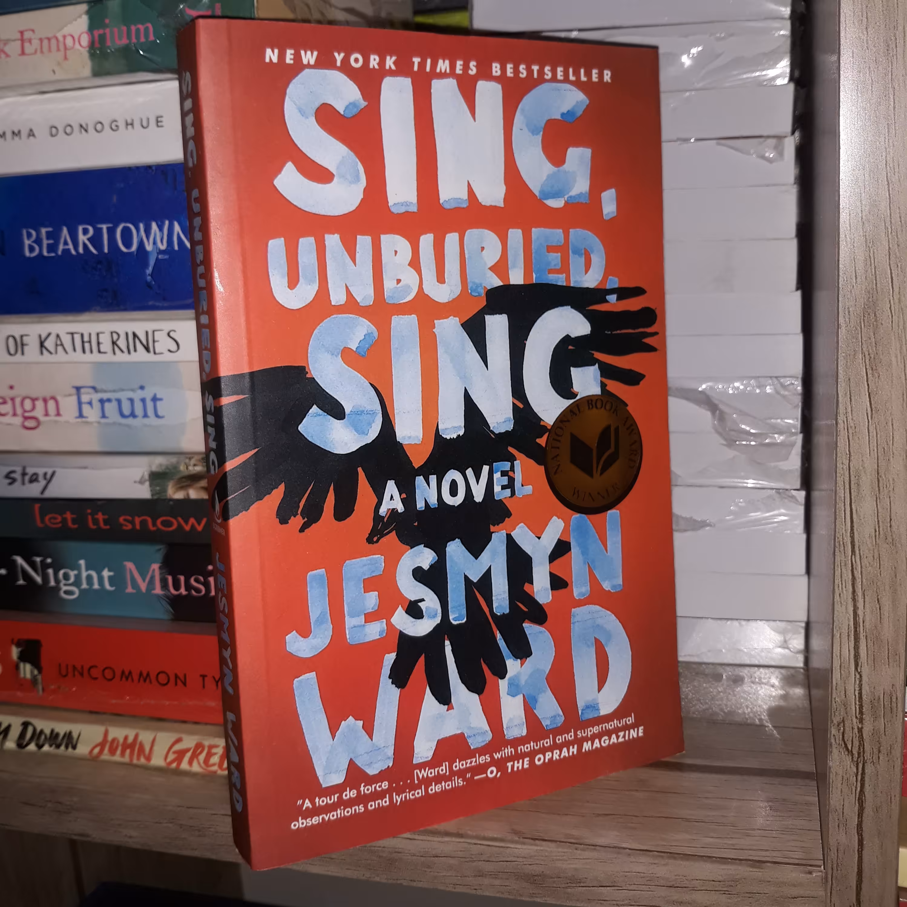 کتاب زبان اصلی Sing Unburied Sing (آواز اجساد بی گور) اثر جسمین وارد