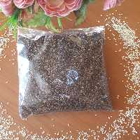 کنجد قهوه ای خیلی تمیز در بسته های نیم کیلویی