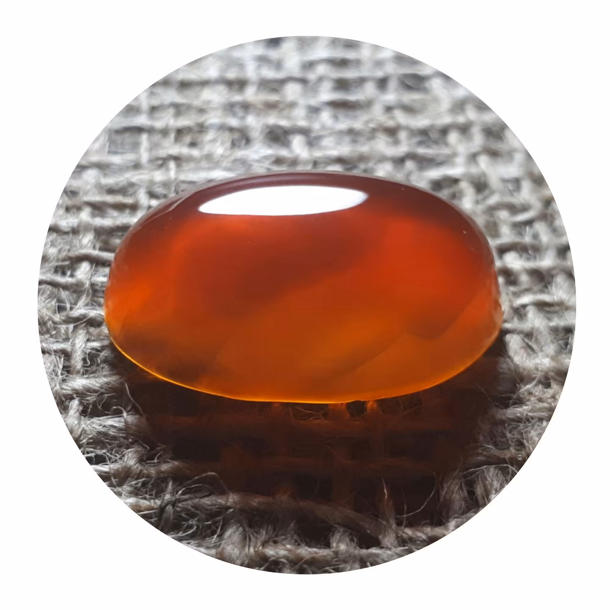 عقیق سرخ آبدار توکاس تراش دست