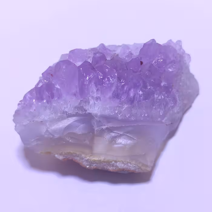 راف آمیتیست سنگ آمیتیس راف آمیتیس سنگ آمیتیس اصل معدنی طبیعی با بلورهای درشت و درخشان مناسب کلکسیون مدیتیشن هدیه کد RA18