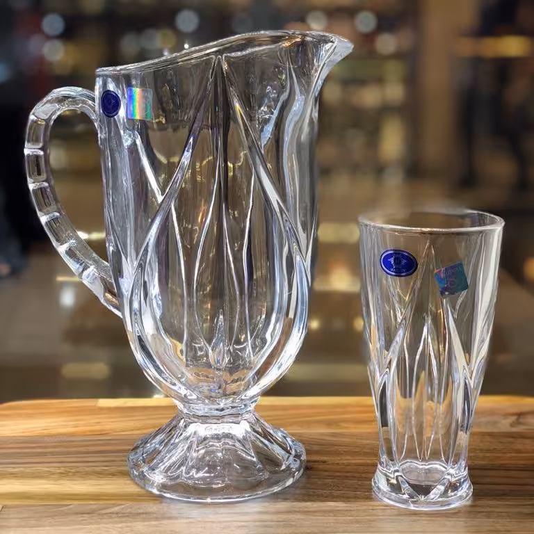 پارچ و لیوان کاراکاس