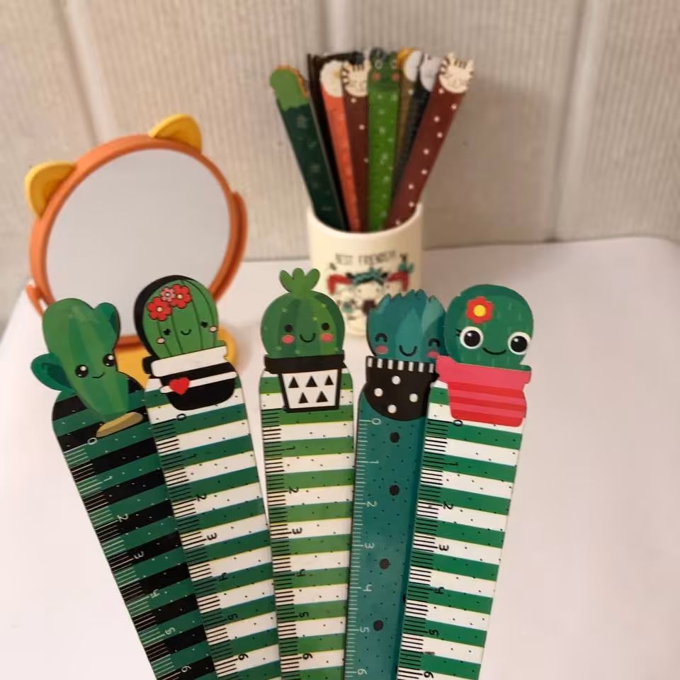 لوازم تحریر لوازم تحریر فانتزی نوشت افزار خط کش و بوکمارک چوبی طرح کاکتوس