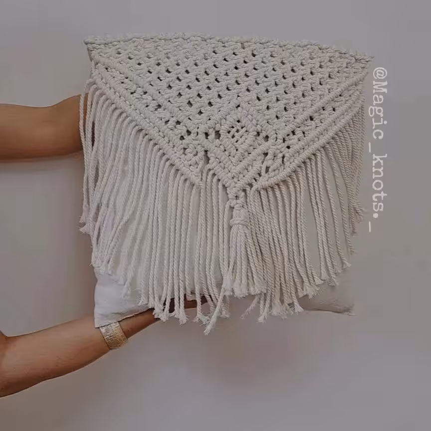 کاور کوسن مکرومه