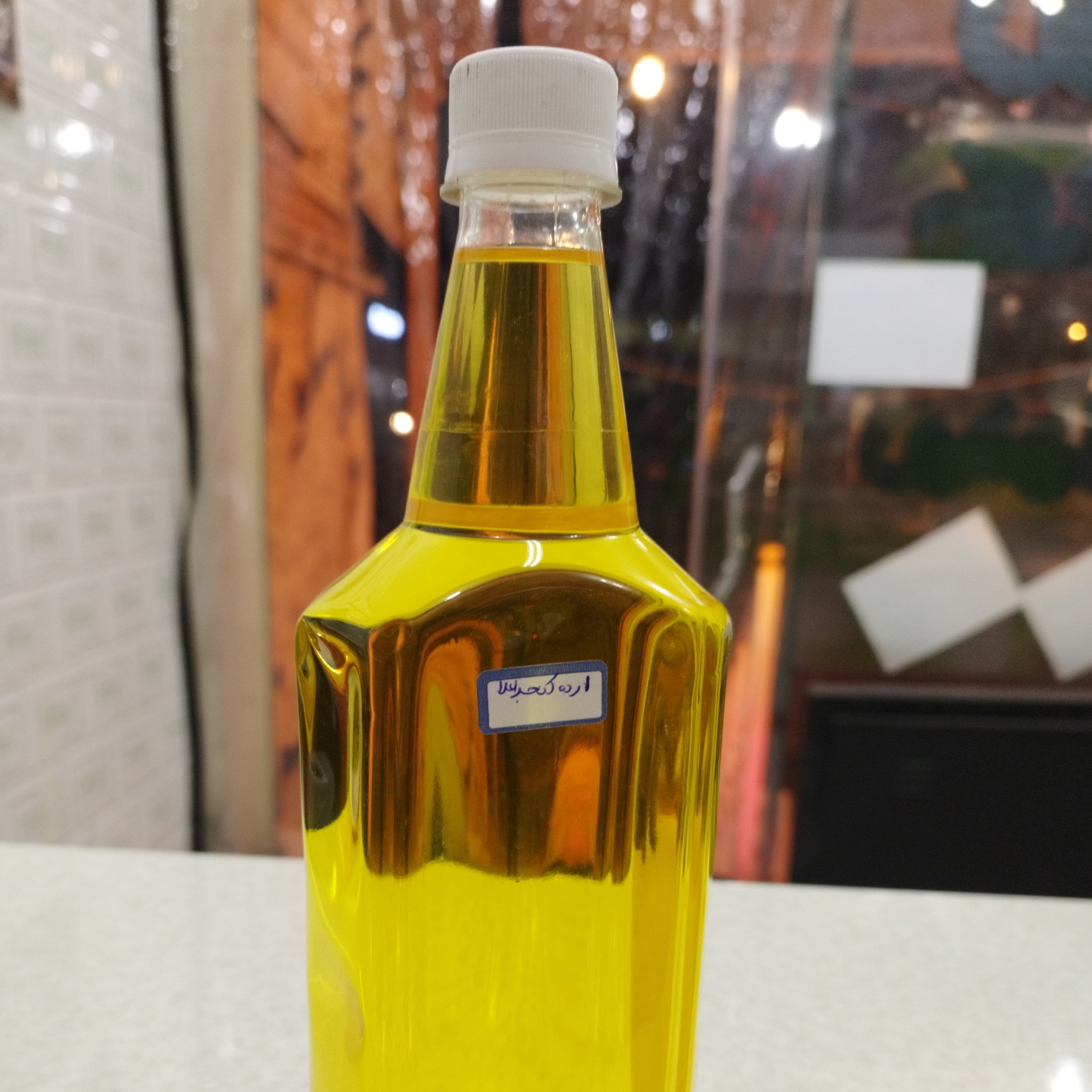 روغن ارده کنجد یک لیتری اعلا 100 درصد خالص مخصوص پخت و پز و تفت دادن مناسب افراد کبد چرب و با فشار بالا