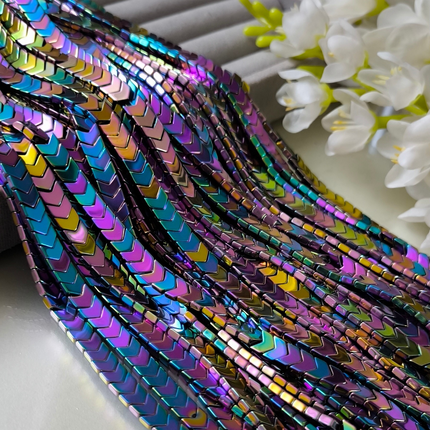 سنگ حدید فلش هولوگرامی سایز 8(فروش محصول بصورت  بصورت ریسه ای میباشد)