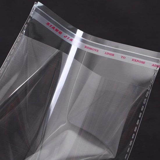 سلفون لب چسب دار 25*20بسته 500گرمی