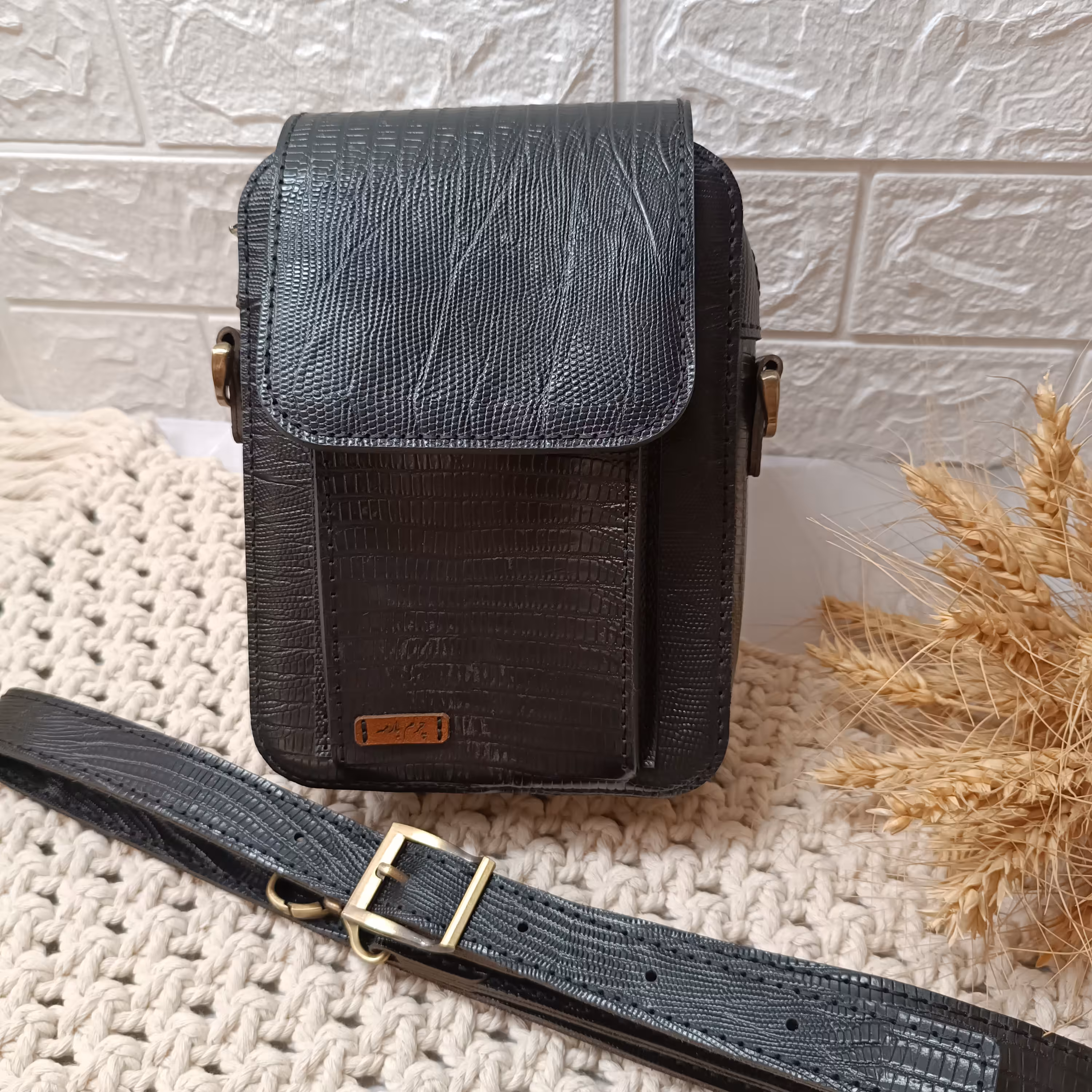 کیف دوشی چرم گاوی صادراتی دستدوز