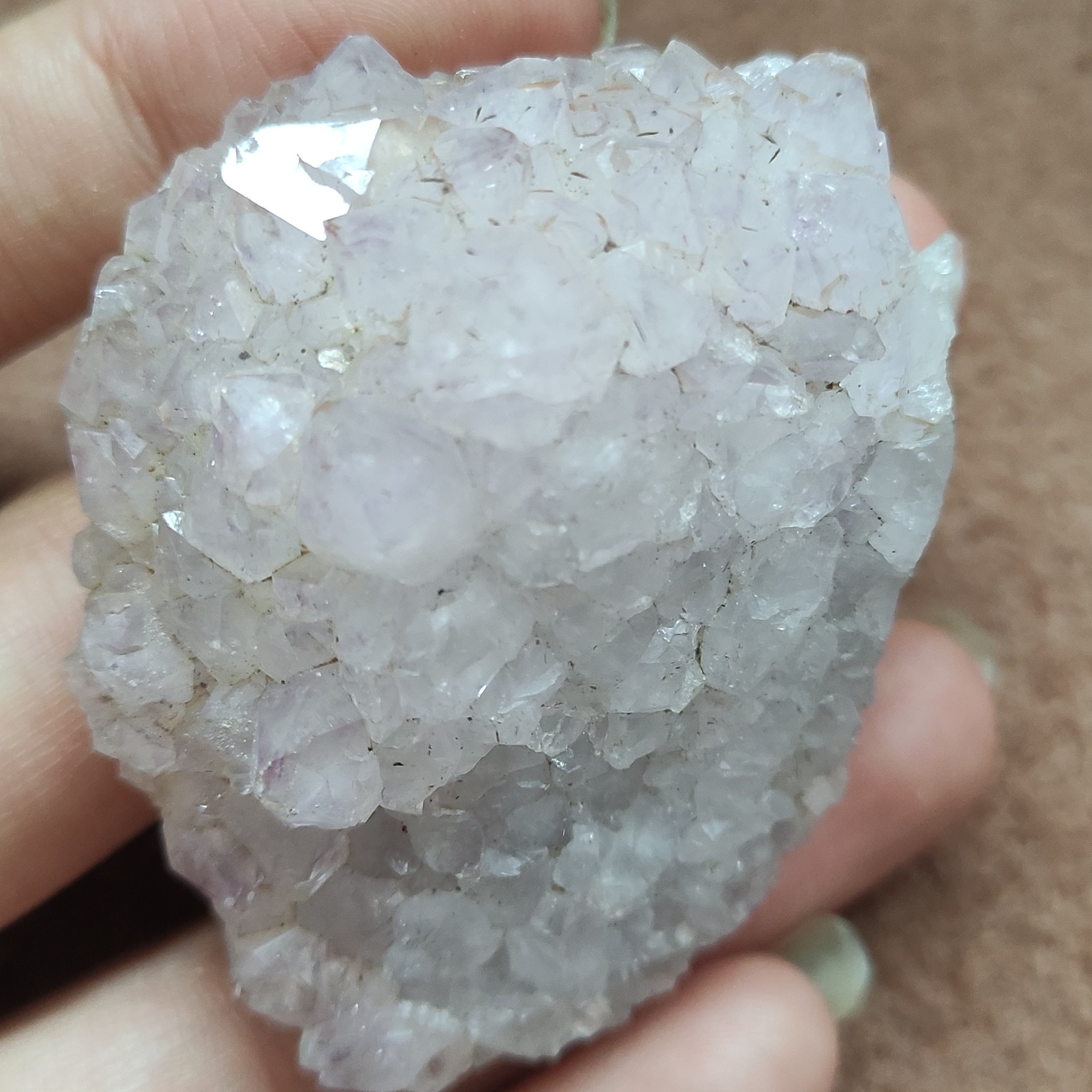 سنگ راف کوارتز  براق کلکسیونی فوق العاده خاص و باکیفیت 