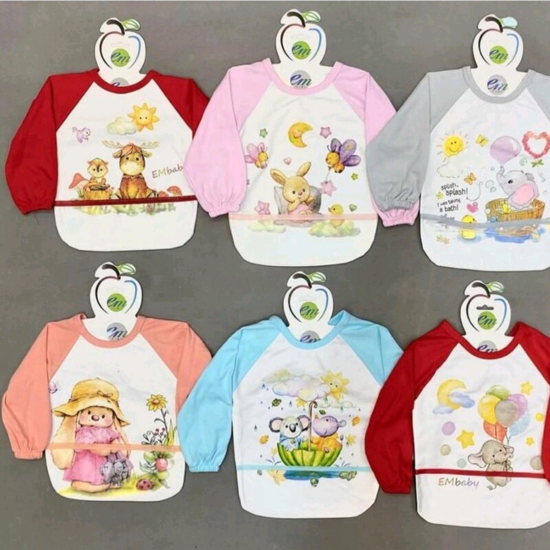 پیش بند آستین دار  نوزادی ام وی 